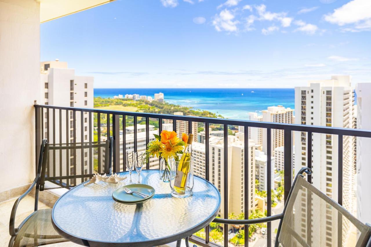 شقة Upscale Penthouse With Ocean Views - Free Parking هونولولو المظهر الخارجي الصورة