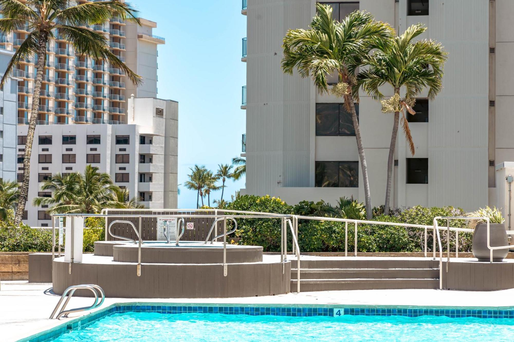 شقة Upscale Penthouse With Ocean Views - Free Parking هونولولو المظهر الخارجي الصورة